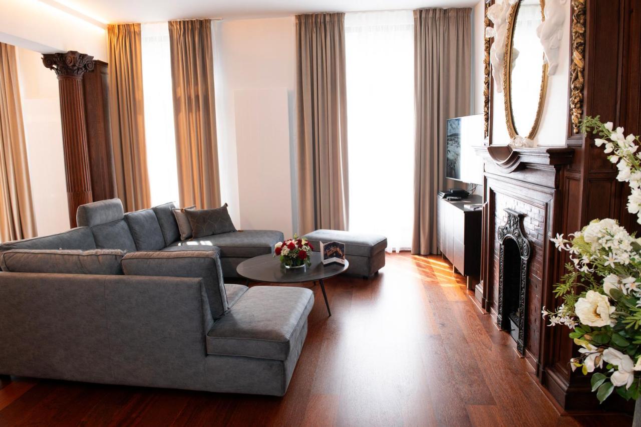 Botanique Suites Airbnb, Antwerp Exterior photo