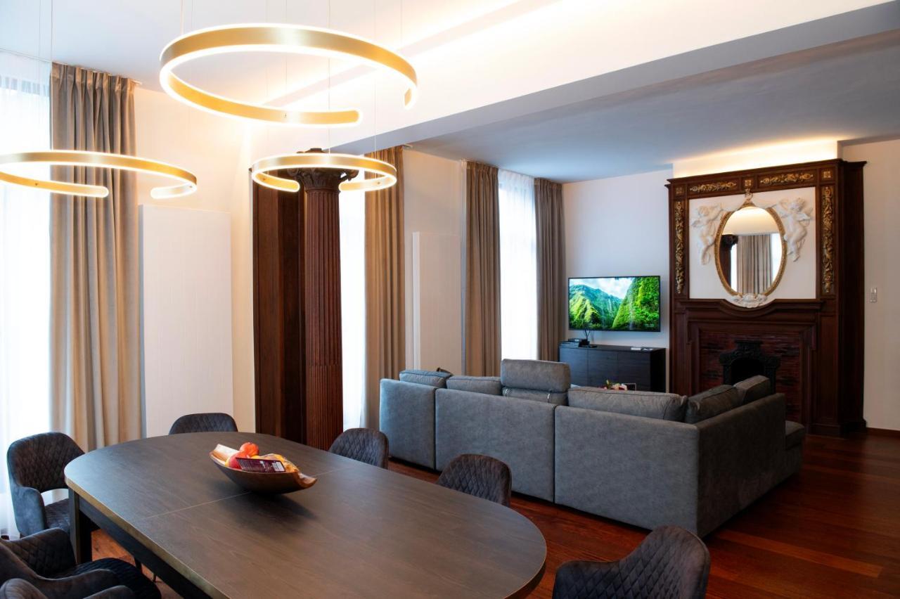 Botanique Suites Airbnb, Antwerp Exterior photo
