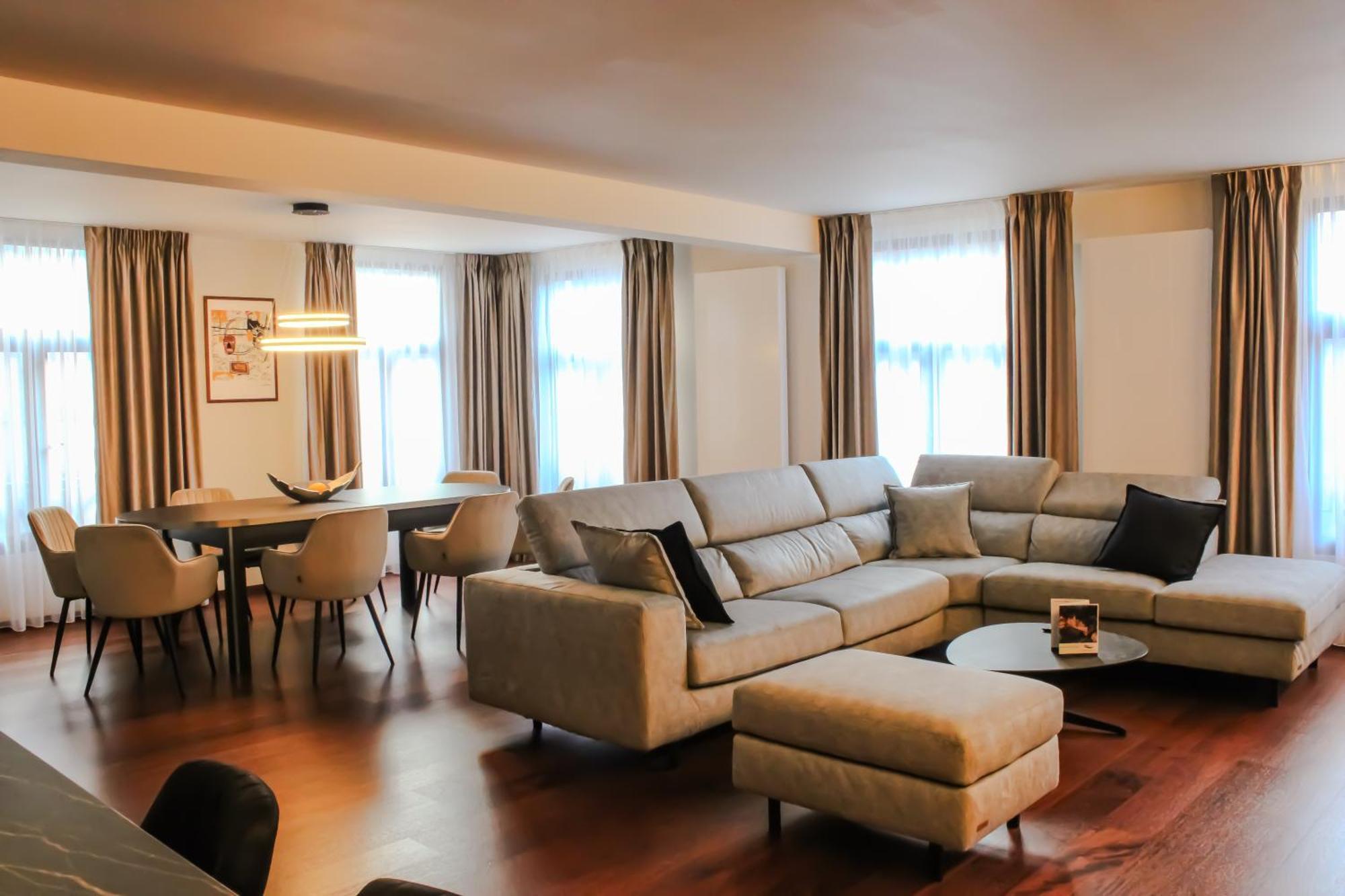 Botanique Suites Airbnb, Antwerp Exterior photo
