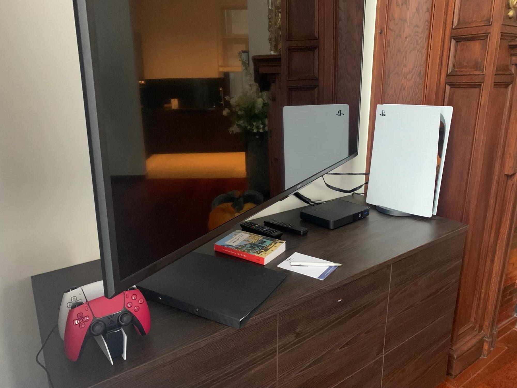 Botanique Suites Airbnb, Antwerp Exterior photo