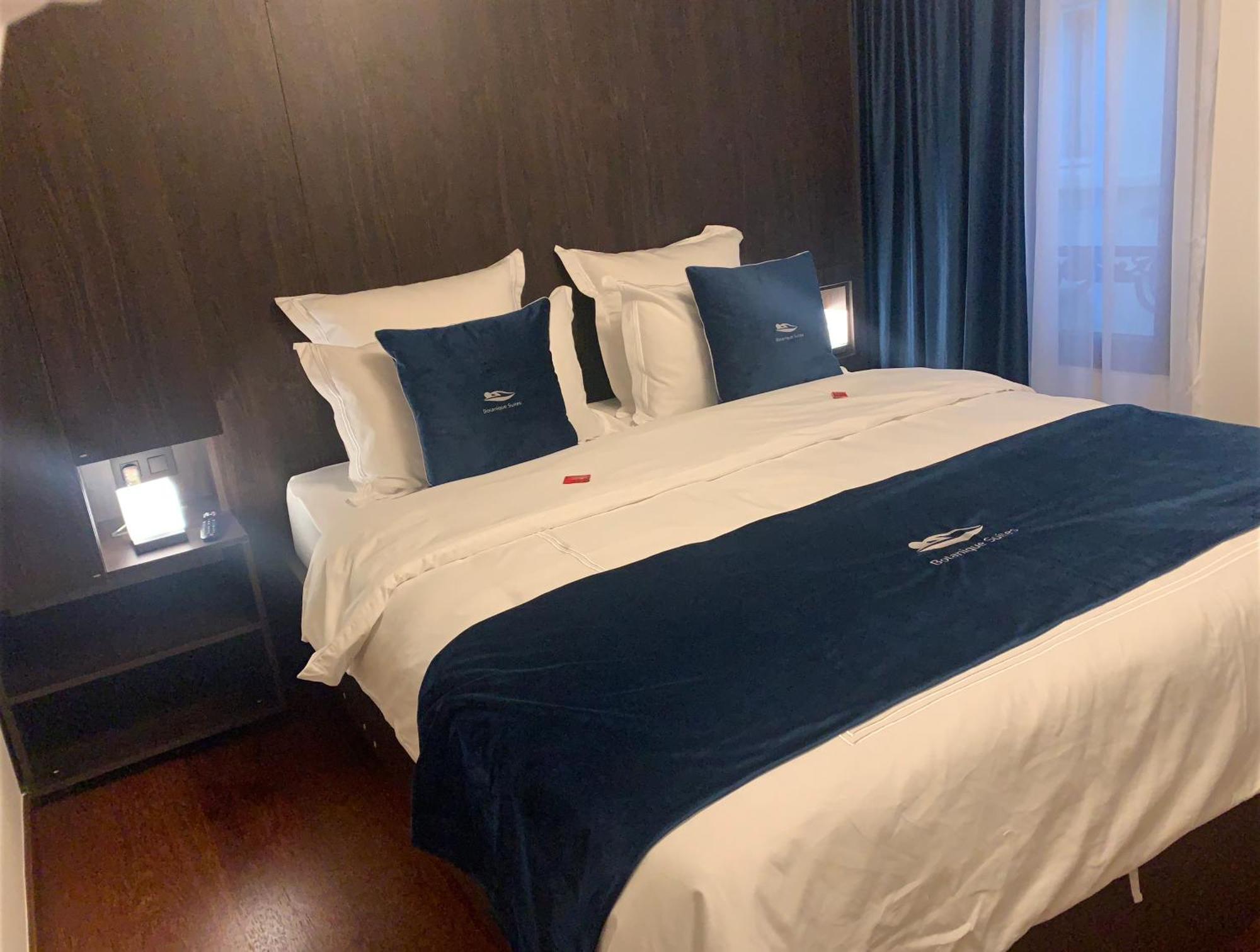 Botanique Suites Airbnb, Antwerp Exterior photo